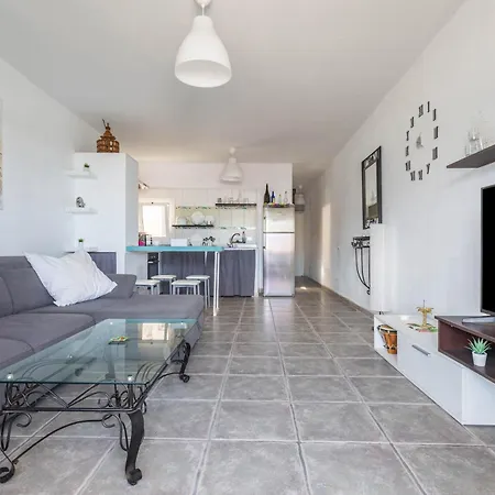 בית נופש Casa Caleta De Caballo פאמארה